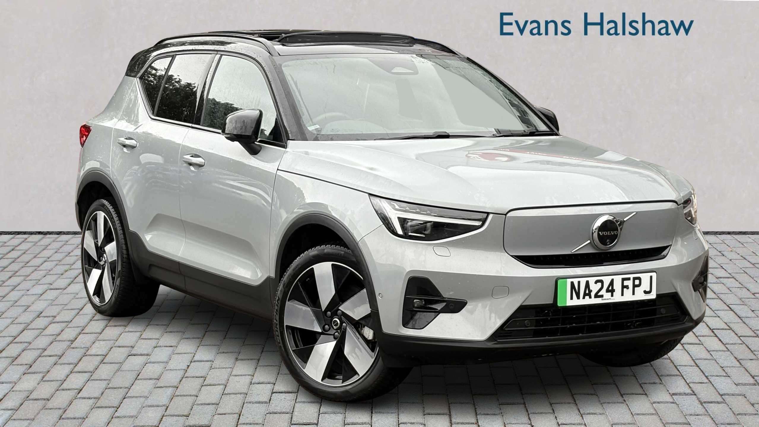 2024 Volvo XC40