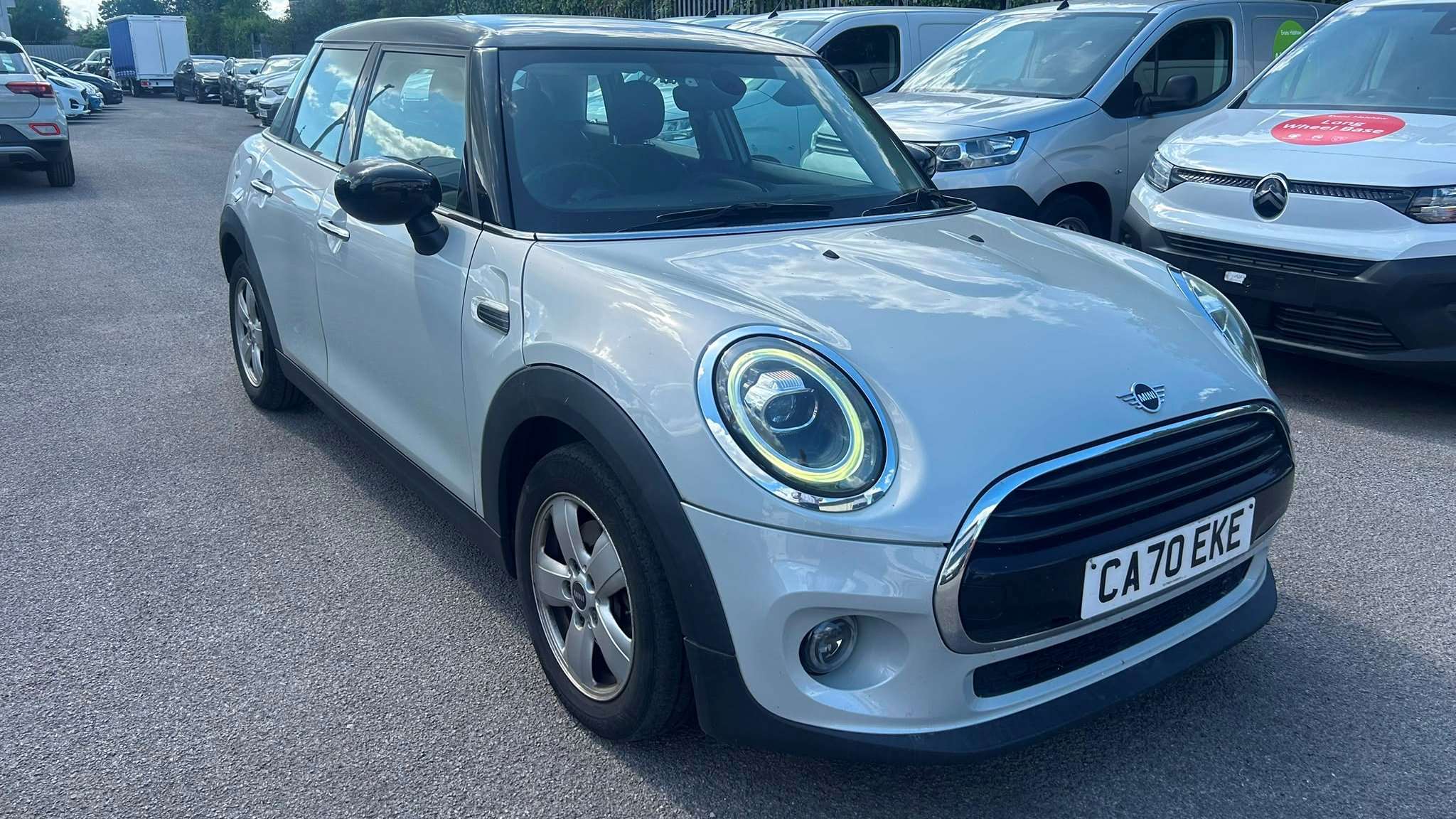 MINI Hatchback