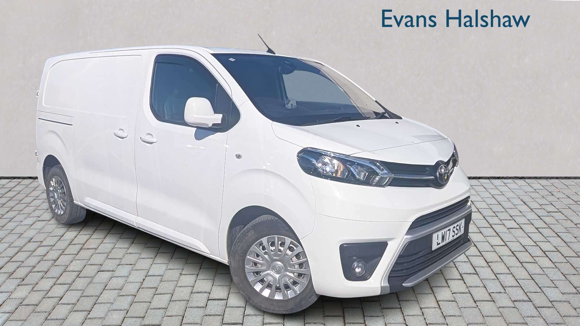 2017 TOYOTA PROACE
