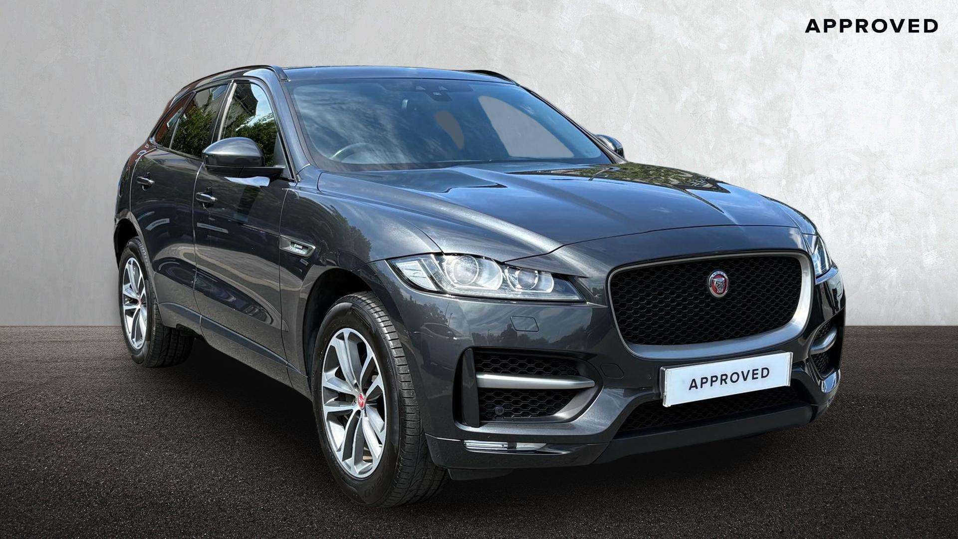 Jaguar F-PACE