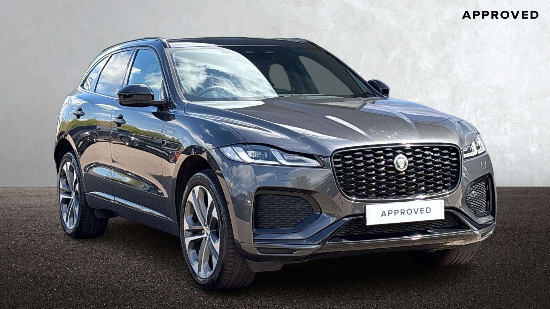 Jaguar F-PACE