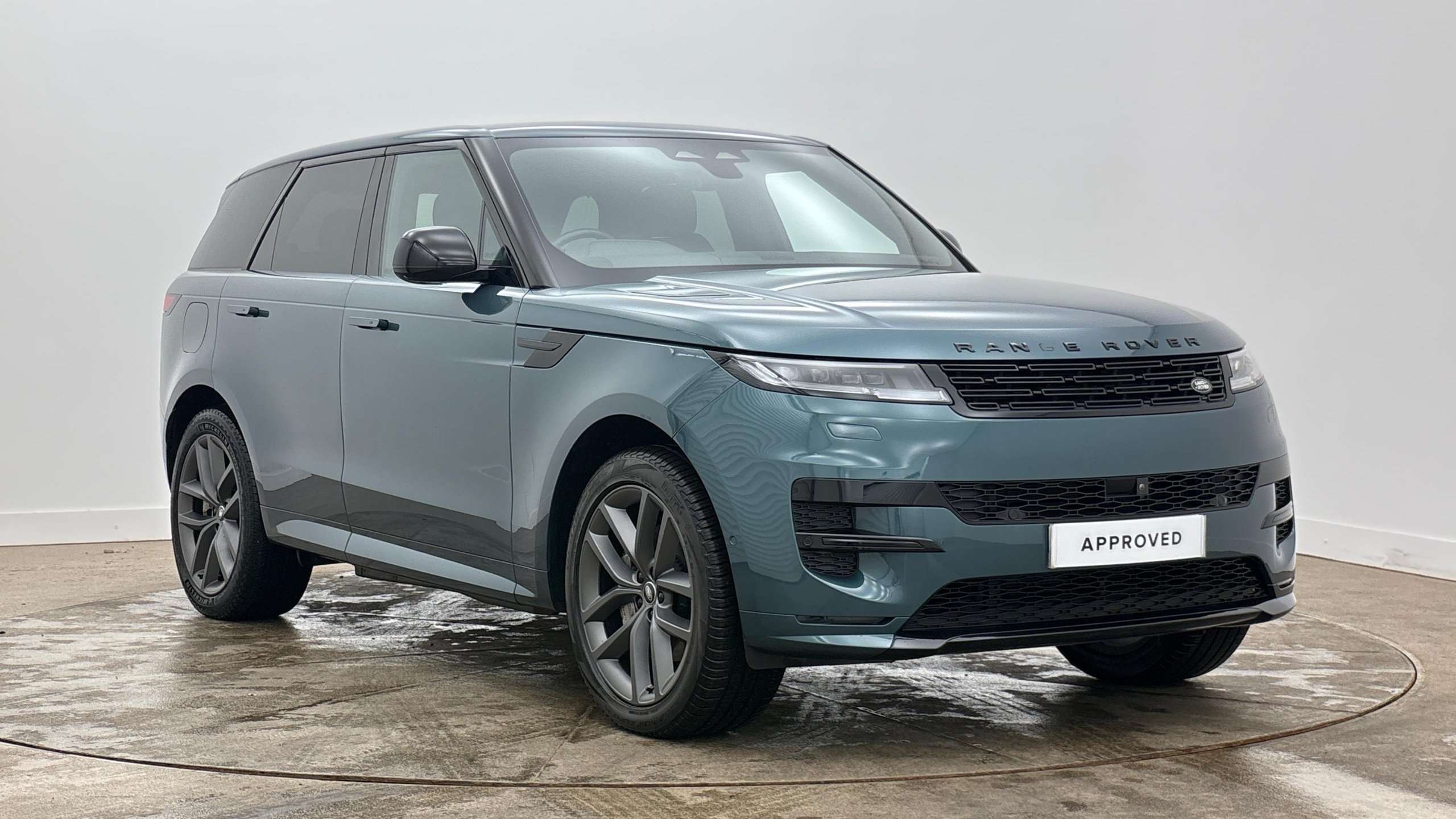2025 Land Rover Range Rover Sport